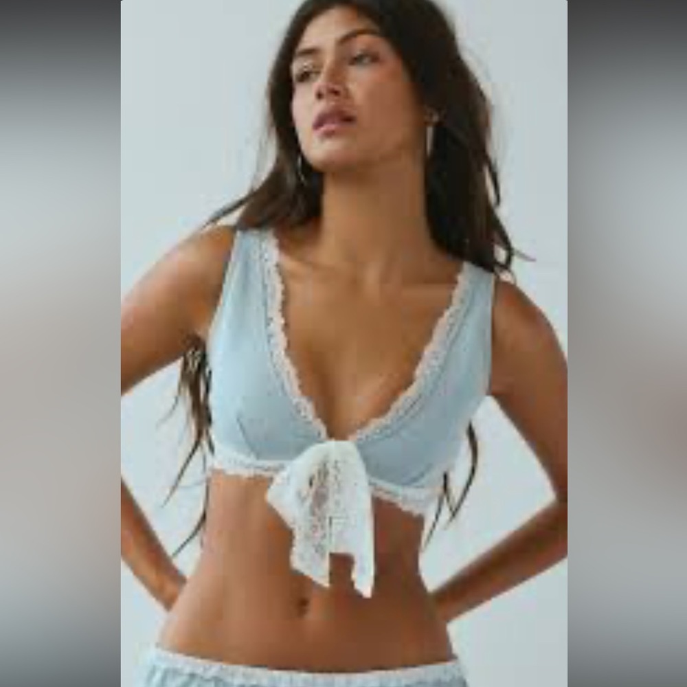 Out From Under Cowgirl Logic Denim Plunge Bralette. Size M. NWT. - Picture 4 of 11